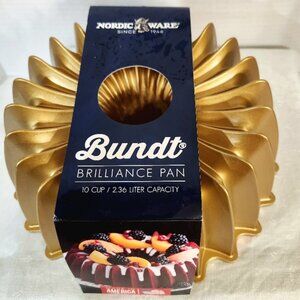 Nordic Ware Bundt Brillance Pan 10 cup Capacity in Original Packaging